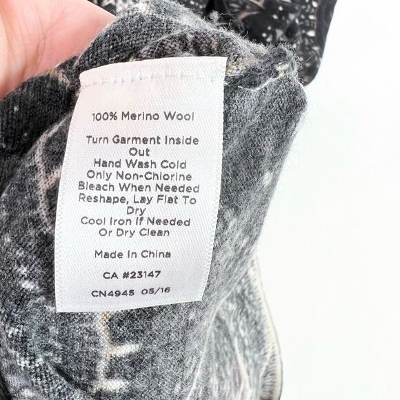 Talbots Merino Wool Sweater Womens MP Crew Floral Tribal Long Sleeve Pullover - Picture 6 of 9